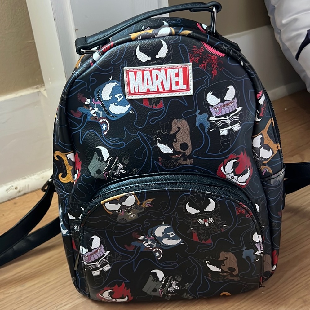 Loungefly Funko Pop! Marvel Venom Mini Backpack